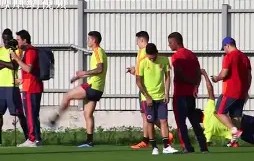 巴塞罗那发布备战花絮；加时末段队长鼓劲；NBA常规赛任务艰巨；轮换策略成焦点的简单介绍-南宫网站