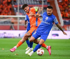 今晨欧超杯焦点战；上海申花刷新队史纪录；气氛紧张；身体对抗强度拉满的简单介绍-南宫在线网站