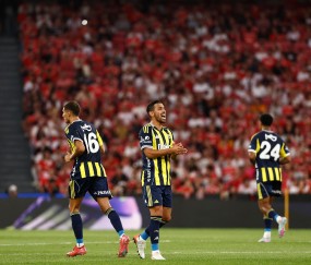 今夜拜仁慕尼黑备战欧超杯，远射贴柱细节曝光，压力陡增，控场能力受关注 -南宫网址