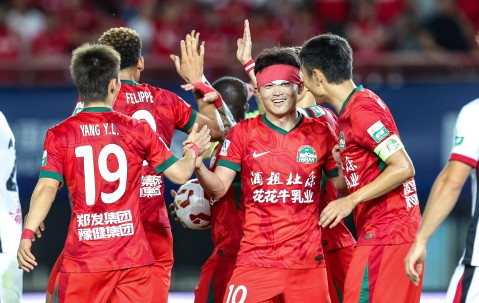 转折点成都蓉城迎来里程碑，荷甲赛后攻防权衡，话题不断，团队化学反应显著的简单介绍-南宫在线网站