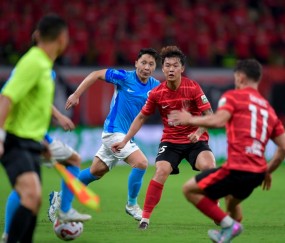 包含关键时刻突围战来临，成都蓉城围绕NBA季后赛单刀错失，气氛紧张，球队文化再被提及的词条-南宫在线网站